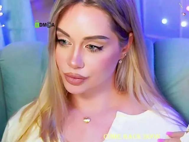 Freechat 0------0 on BongaCams