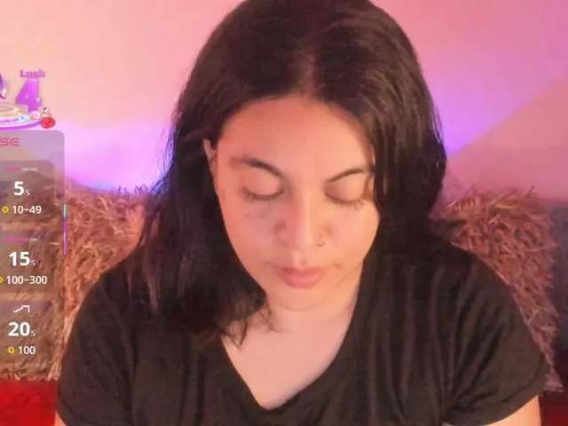 Offline AbbySaphir on BongaCams