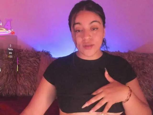 Offline AbbySaphir on BongaCams