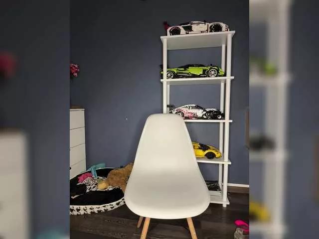 Akadori on BongaCams 