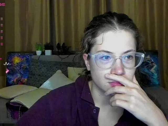 Freechat Aliciafolow009 on BongaCams