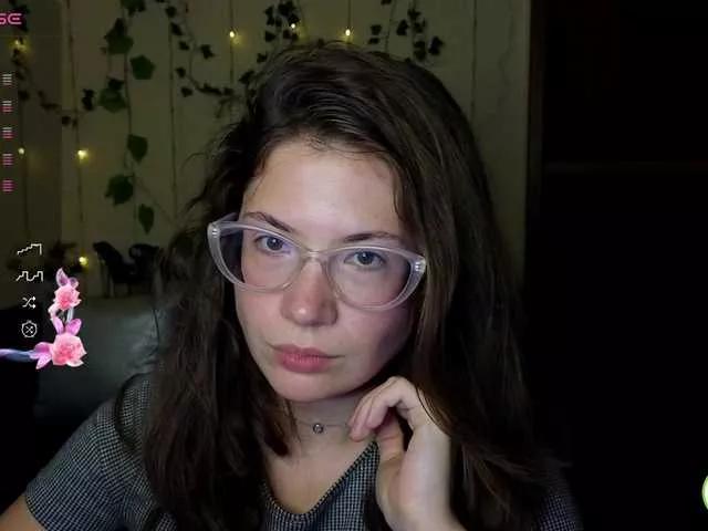 Freechat Aliciafolow009 on BongaCams