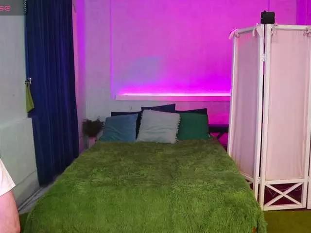 Freechat AlisaAleks on BongaCams