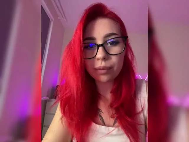 Offline Alismoon66 on BongaCams