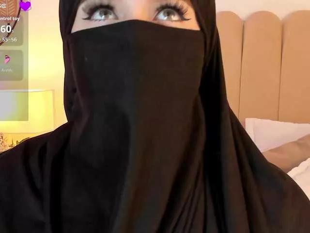 Offline Anna-henao on BongaCams