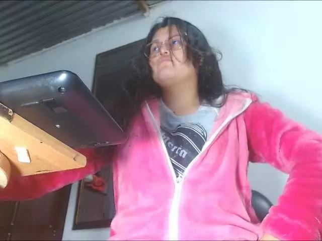 Offline anni-jones on BongaCams