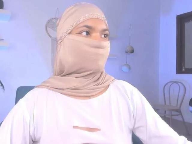 Freechat Aura-cuutee on BongaCams