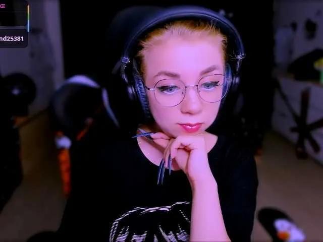 Offline BabyNicole on BongaCams