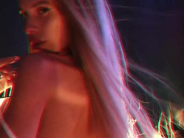 Offline blondinochkaa on BongaCams