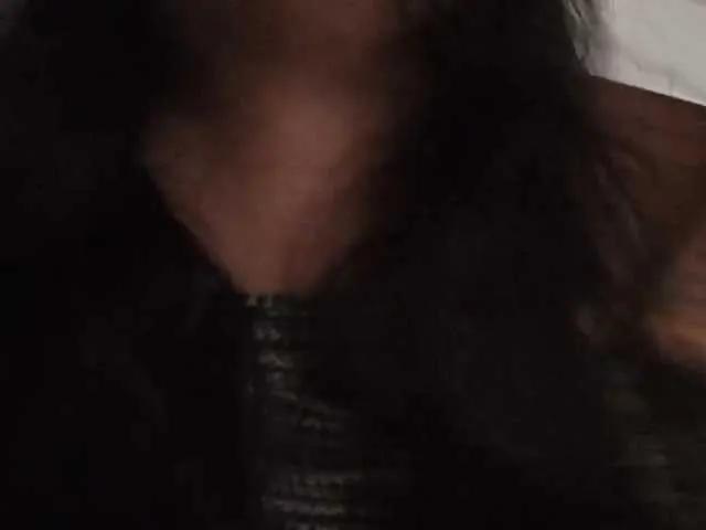 Freechat Bombonzin on BongaCams