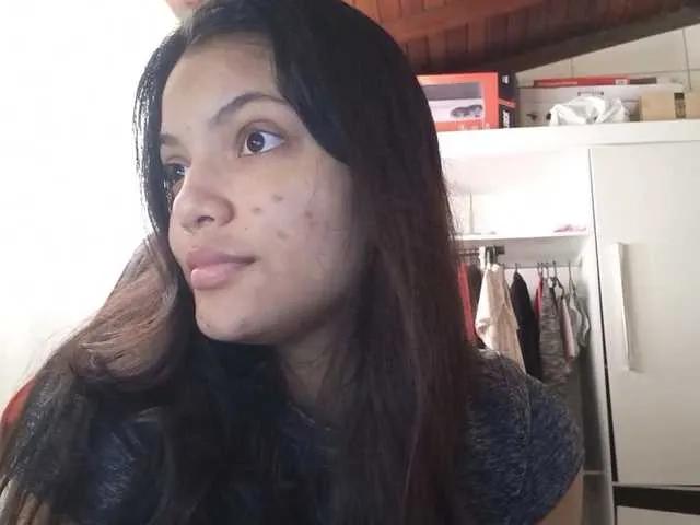 Freechat Bombonzin on BongaCams