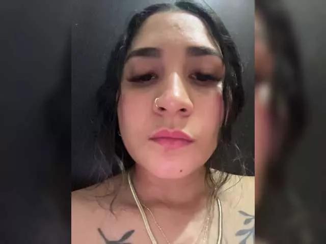 Offline britt-grey on BongaCams