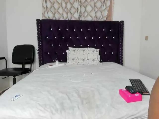 Freechat Busty-Bree on BongaCams