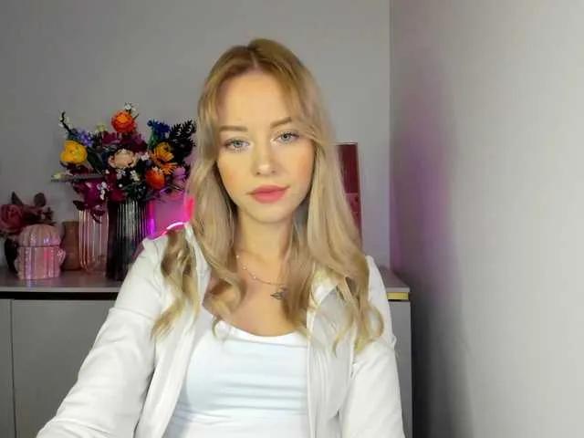 Offline CindyGlam on BongaCams