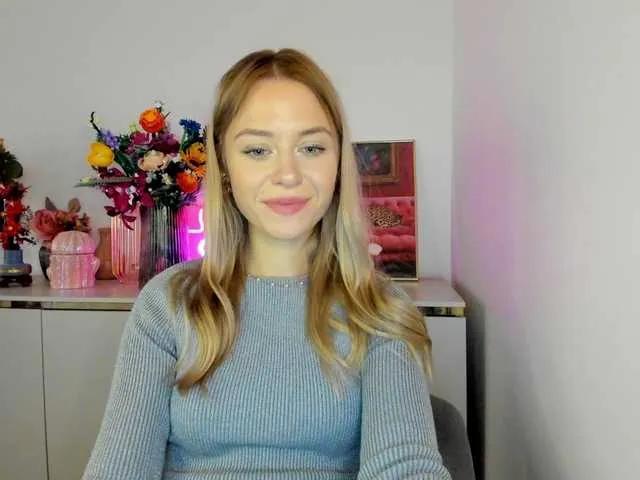 Offline CindyGlam on BongaCams