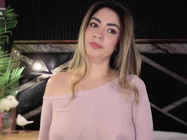 Freechat CristalHeart on BongaCams