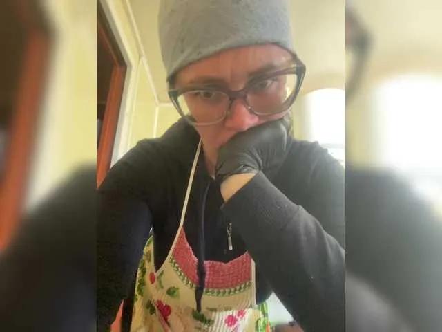 Offline Crystal00Girl on BongaCams