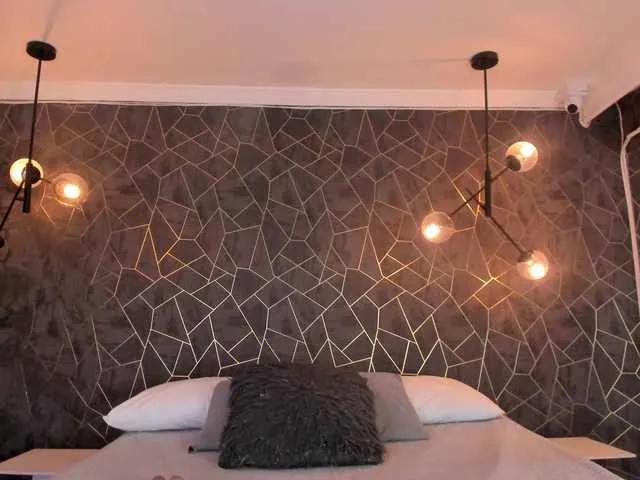 Freechat dawa-angels on BongaCams