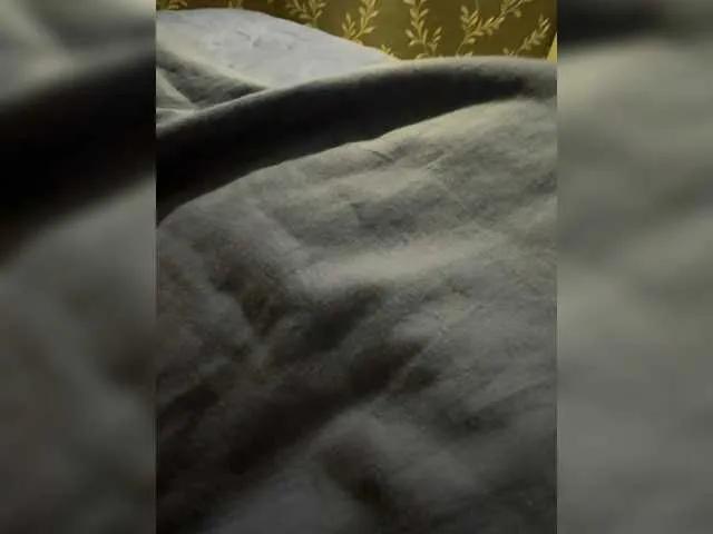 Offline Dii-6 on BongaCams