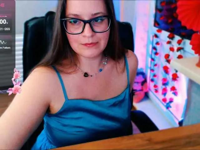 Freechat Elizabeth-3 on BongaCams