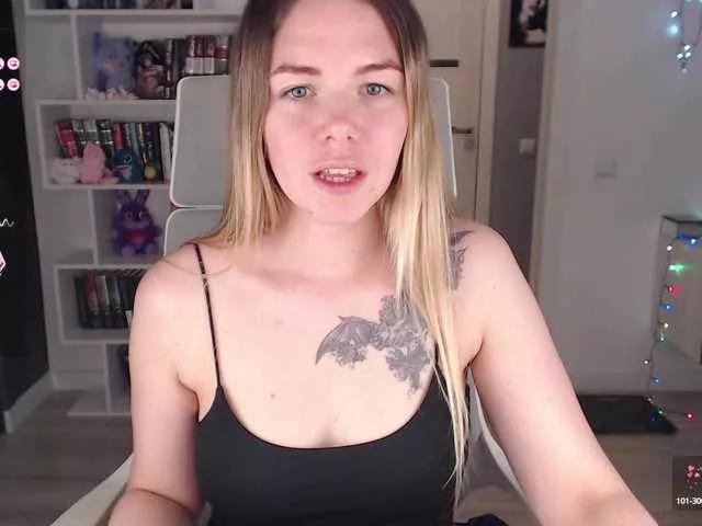 Offline EmmaBryan on BongaCams