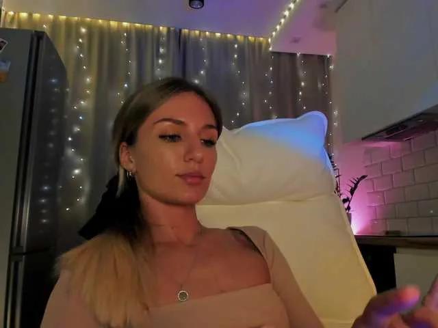 Offline EnlivenLuv on BongaCams