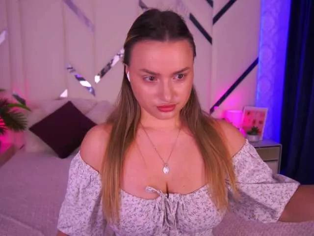 Freechat FloraGreys on BongaCams