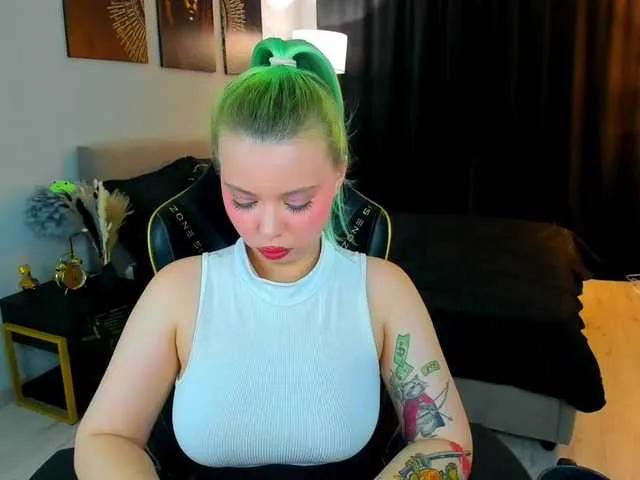 Offline FunnyVibe on BongaCams