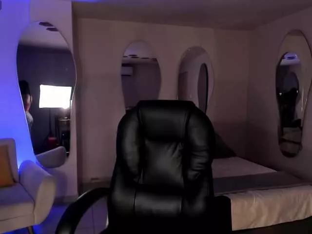 Offline GabriellaLee on BongaCams