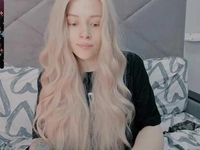 Offline GeraBrown on BongaCams