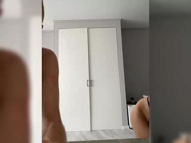 Offline Gummy-Bears on BongaCams