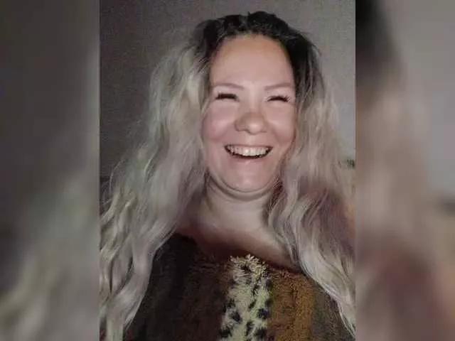 Offline HaisonEris1 on BongaCams