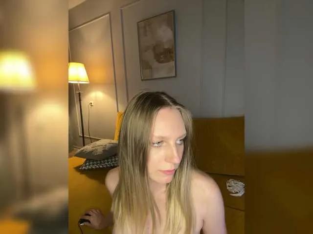 Offline HotWillow on BongaCams