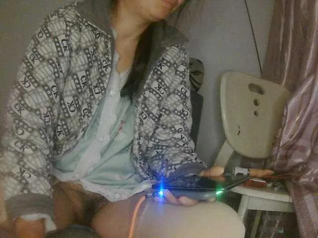 Offline hujiajiajia1314 on BongaCams