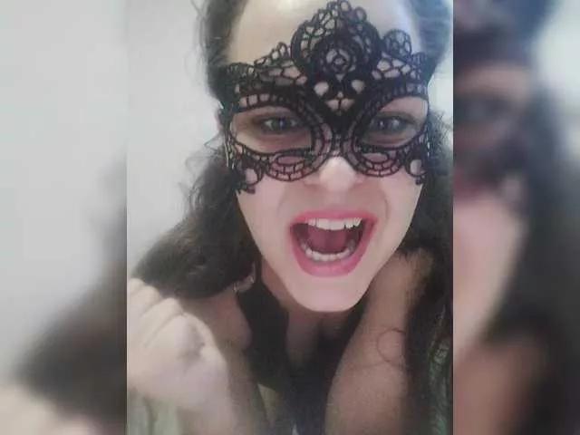 Offline IrinaWhite94 on BongaCams