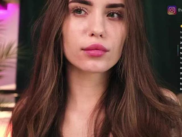 Offline IzabellaOne on BongaCams