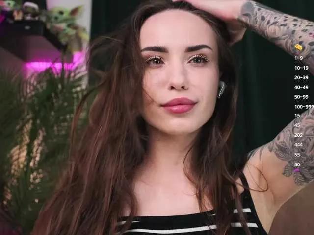 Offline IzabellaOne on BongaCams