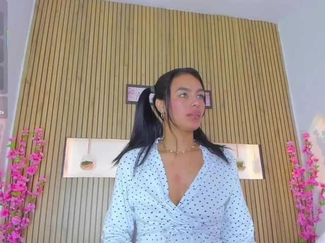 Offline Joy-vergara on BongaCams