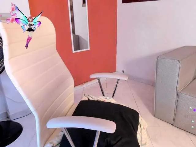 Offline kayla-hasab on BongaCams