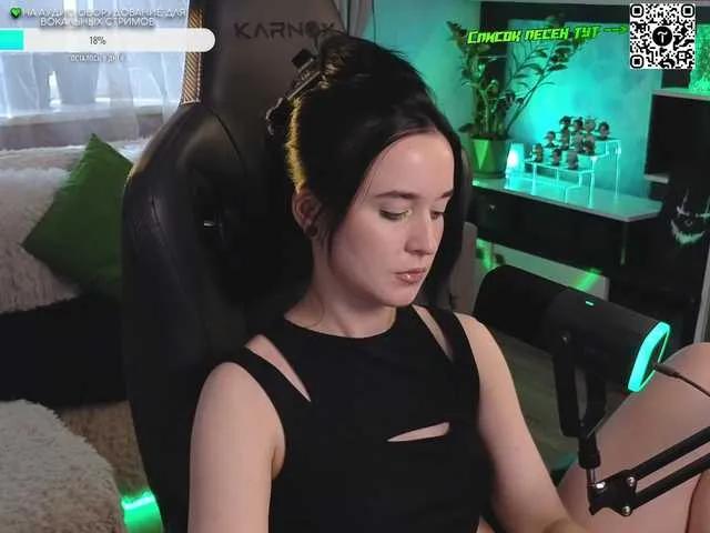 Offline KiraLiLime on BongaCams