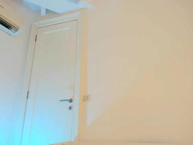 Offline kristinanice on BongaCams