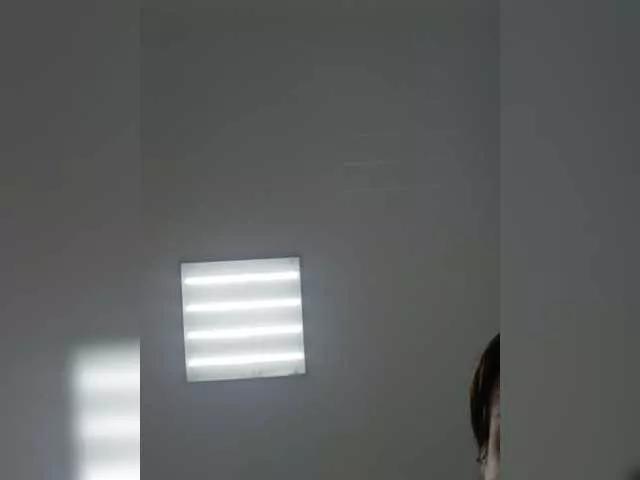 Offline Ksenia85 on BongaCams