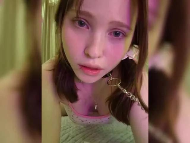 Offline l1ttle-puppy on BongaCams