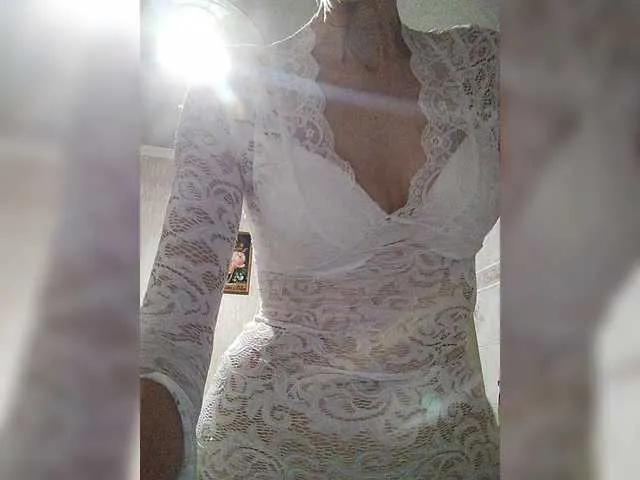 Offline Lana503 on BongaCams