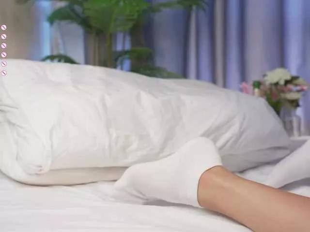 Offline Lanamalone on BongaCams