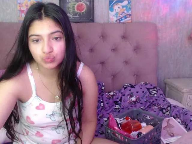 Offline laurenelove on BongaCams