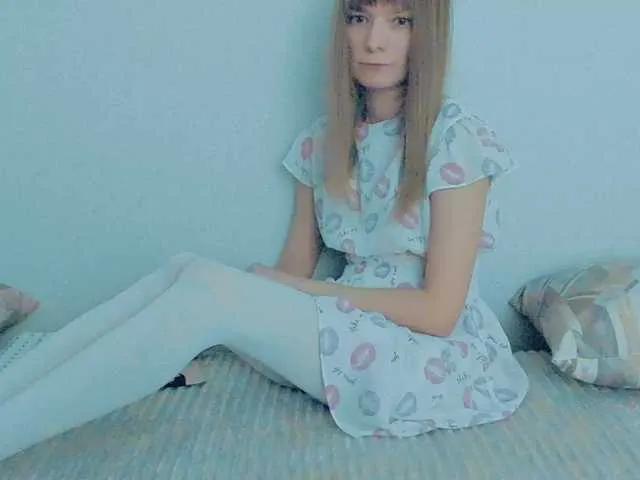 Offline Liliya9 on BongaCams