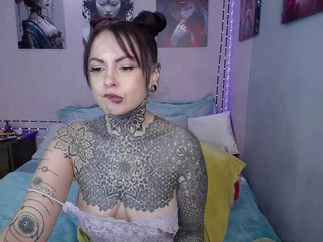 Offline LolaRouse on BongaCams