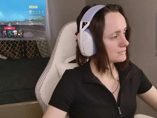 Offline LunaL0ve on BongaCams