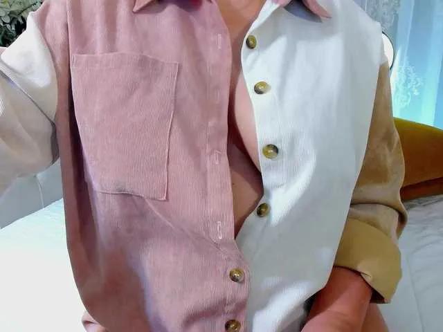 Offline Malvvina on BongaCams